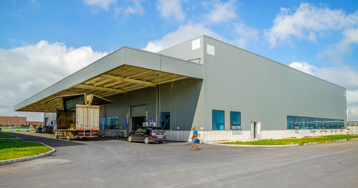 Climate-Controlled vs. Traditional Storage Facility: Which Is Best for Your Needs?